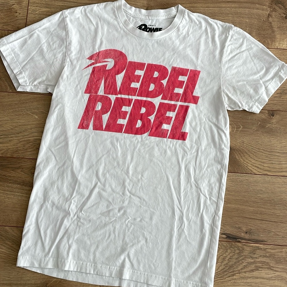 David Bowie shirt